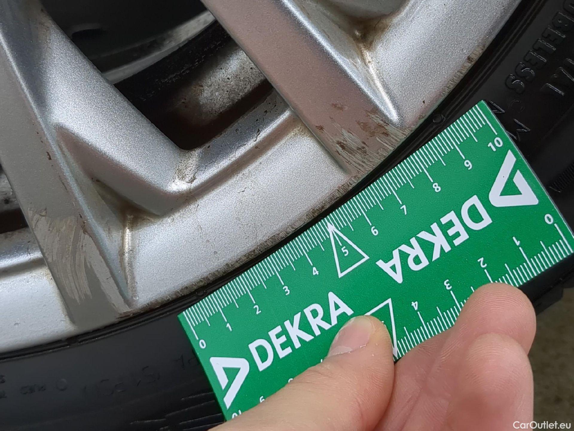  Fiat  500 FIAT  / 2015 / 3P / Berline Hybrid 1.0 BSG 70 ch Dolcevita #10