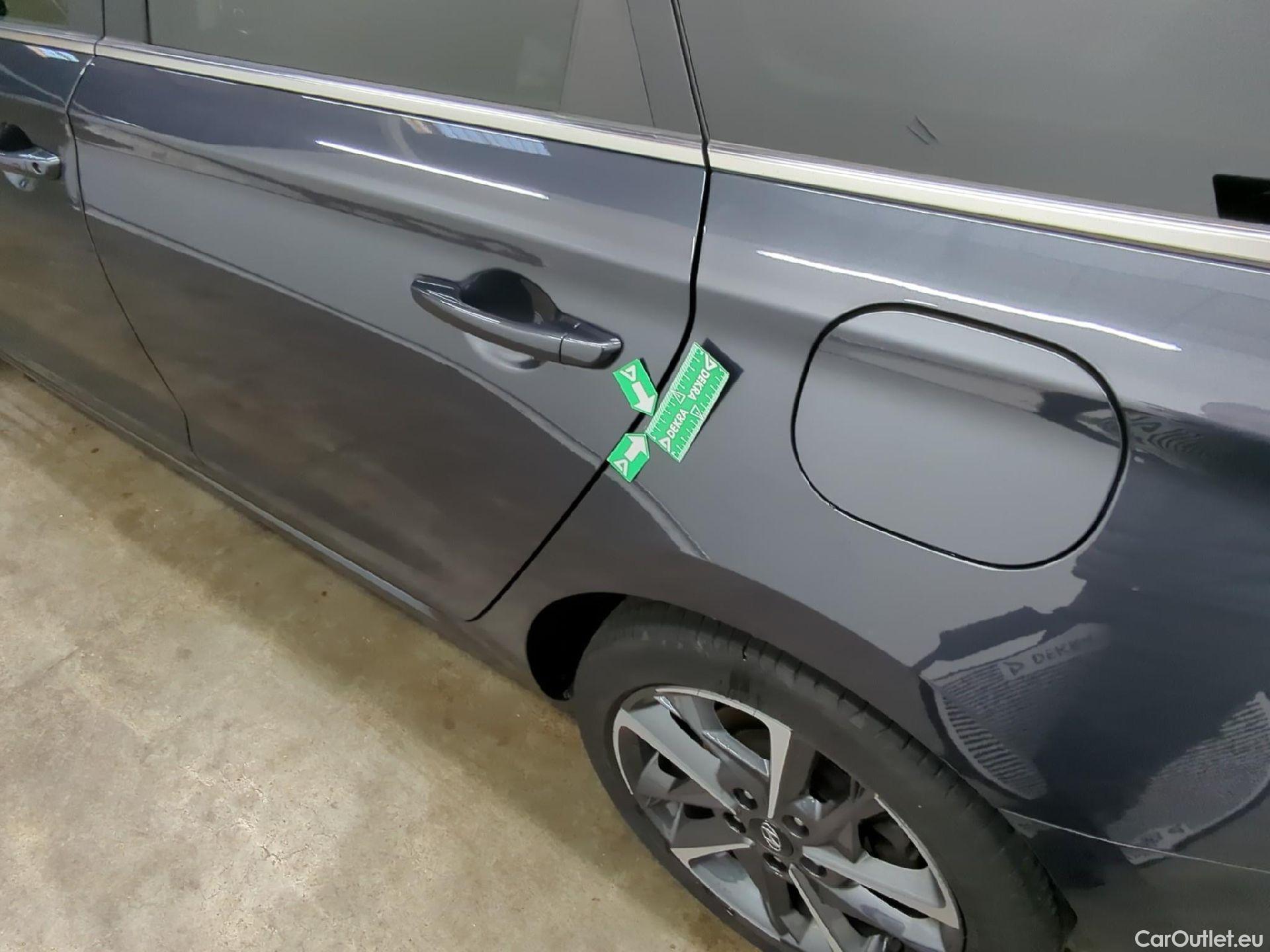  Hyundai  i30 HYUNDAI  Sport Wagon / 2020 / 5P / Break 1.0 T-GDI 120 MHEV I-MT CREATIVE SW #25