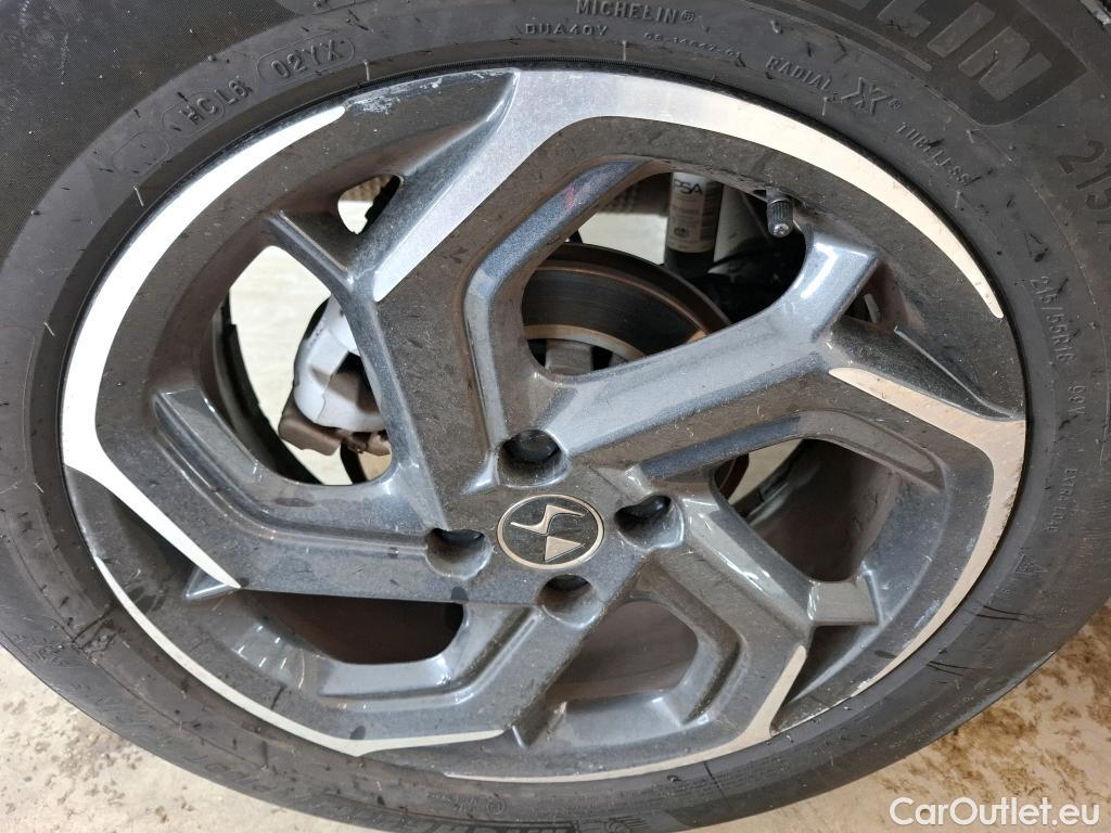  Citroen  DS3 3 Crossback Grand Chic 1.2 PureTech 130CV BVA8 E6d #13