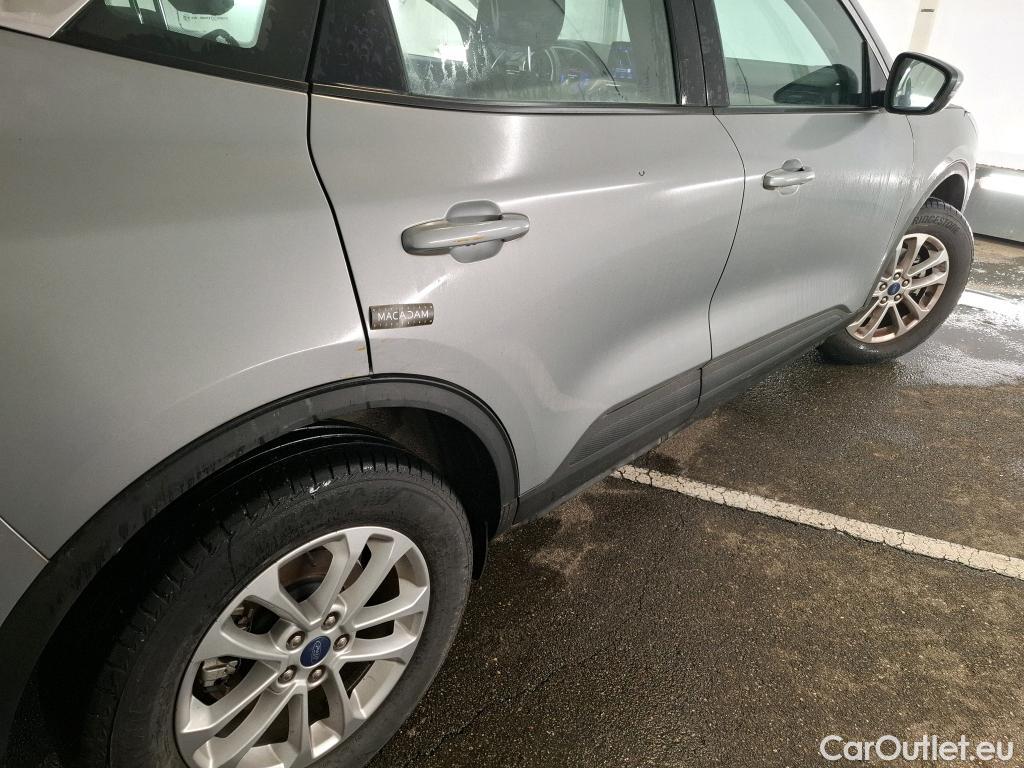  Ford  Kuga FORD  / 2019 / 5P / SUV 2.5 190 hybrid Flexifuel Pshift Titanium #22