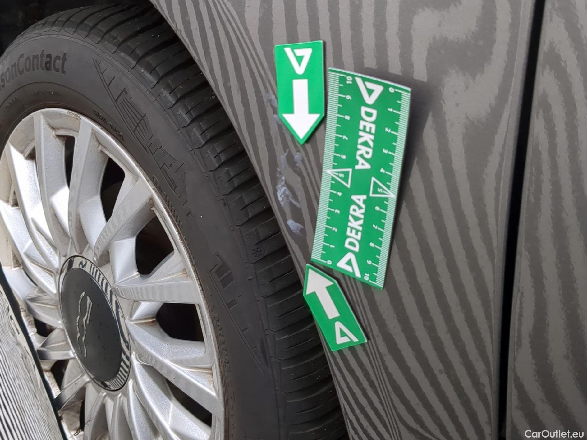  Fiat  500 FIAT  / 2015 / 3P / Berline Hybrid 1.0 BSG 70 ch Dolcevita #20