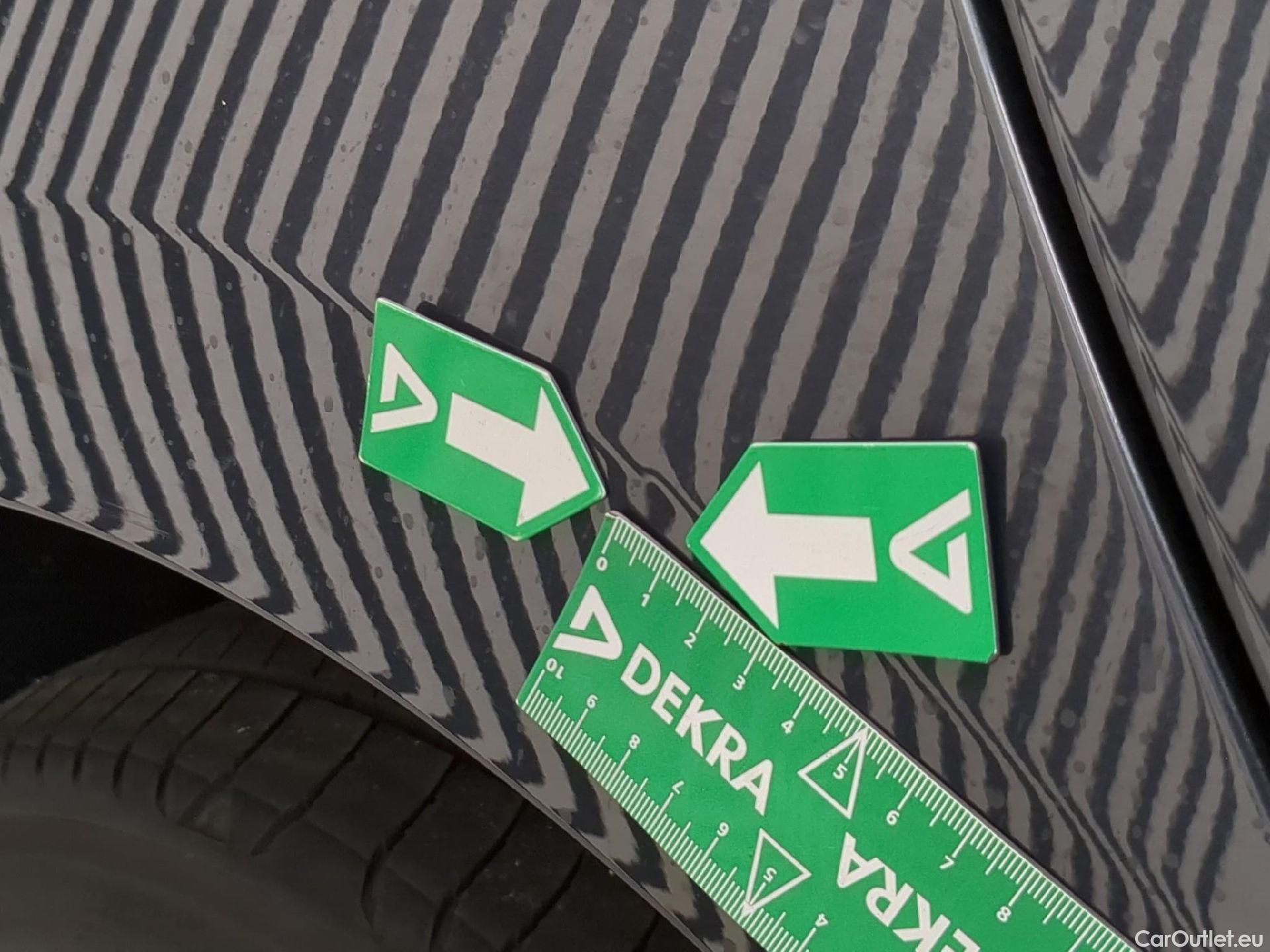  Hyundai  i30 HYUNDAI  Sport Wagon / 2020 / 5P / Break 1.0 T-GDI 120 MHEV I-MT CREATIVE SW #11