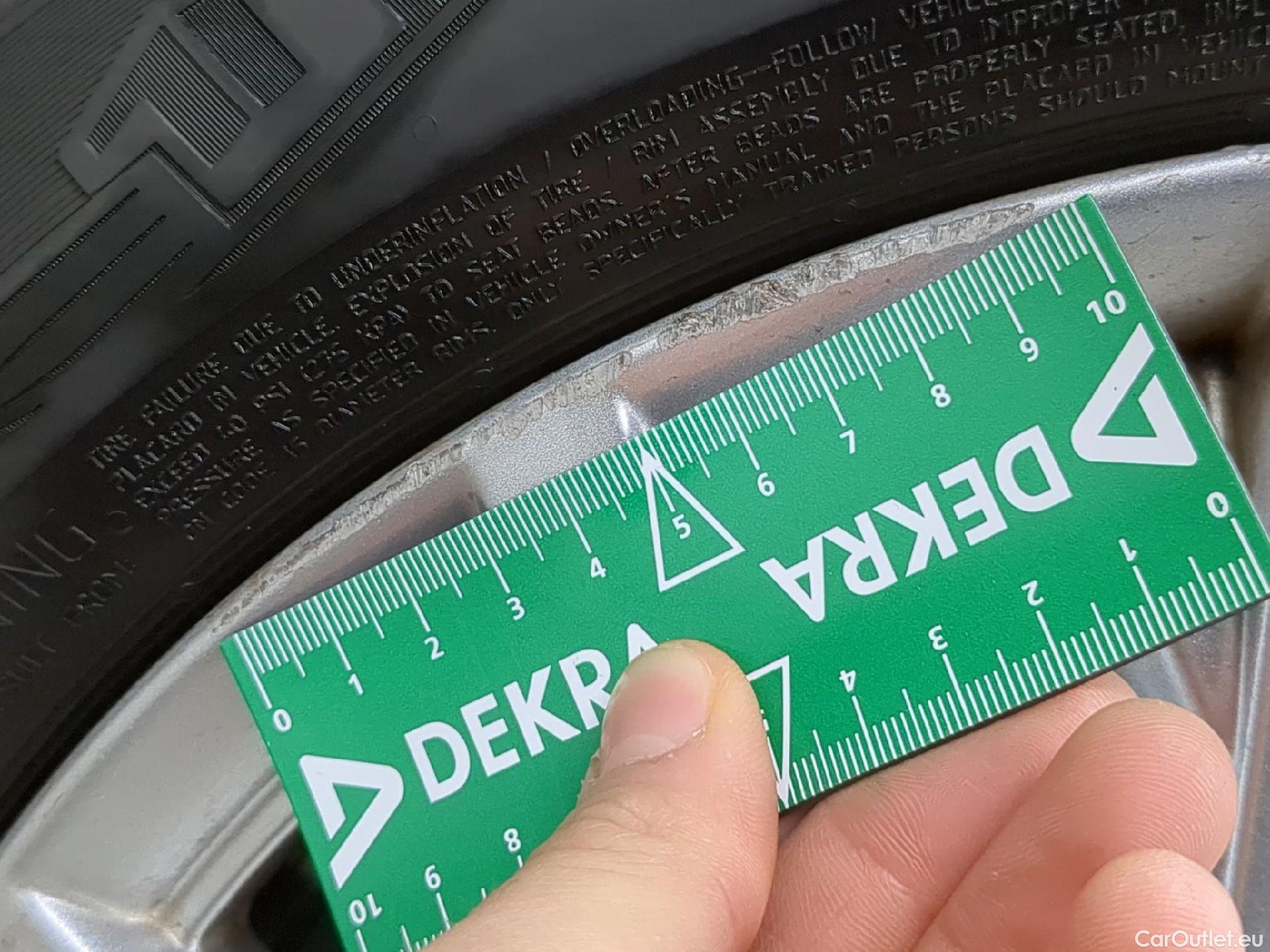  Fiat  500 FIAT  / 2015 / 3P / Berline Hybrid 1.0 BSG 70 ch Dolcevita #8