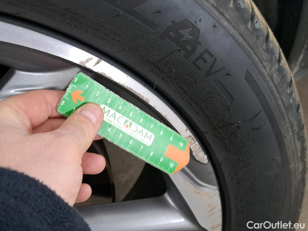  DS  DS7 DS DS 7 Crossback / 2017 / 5P / SUV E-TENSE 225 Business #35