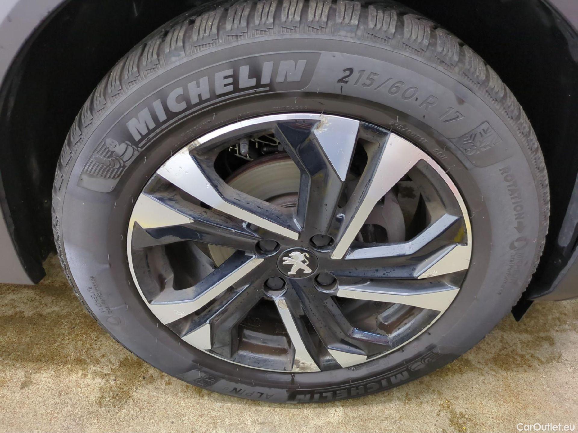  Peugeot  2008  Allure Business 1.5 HDi 100CV BVM6 E6d #15