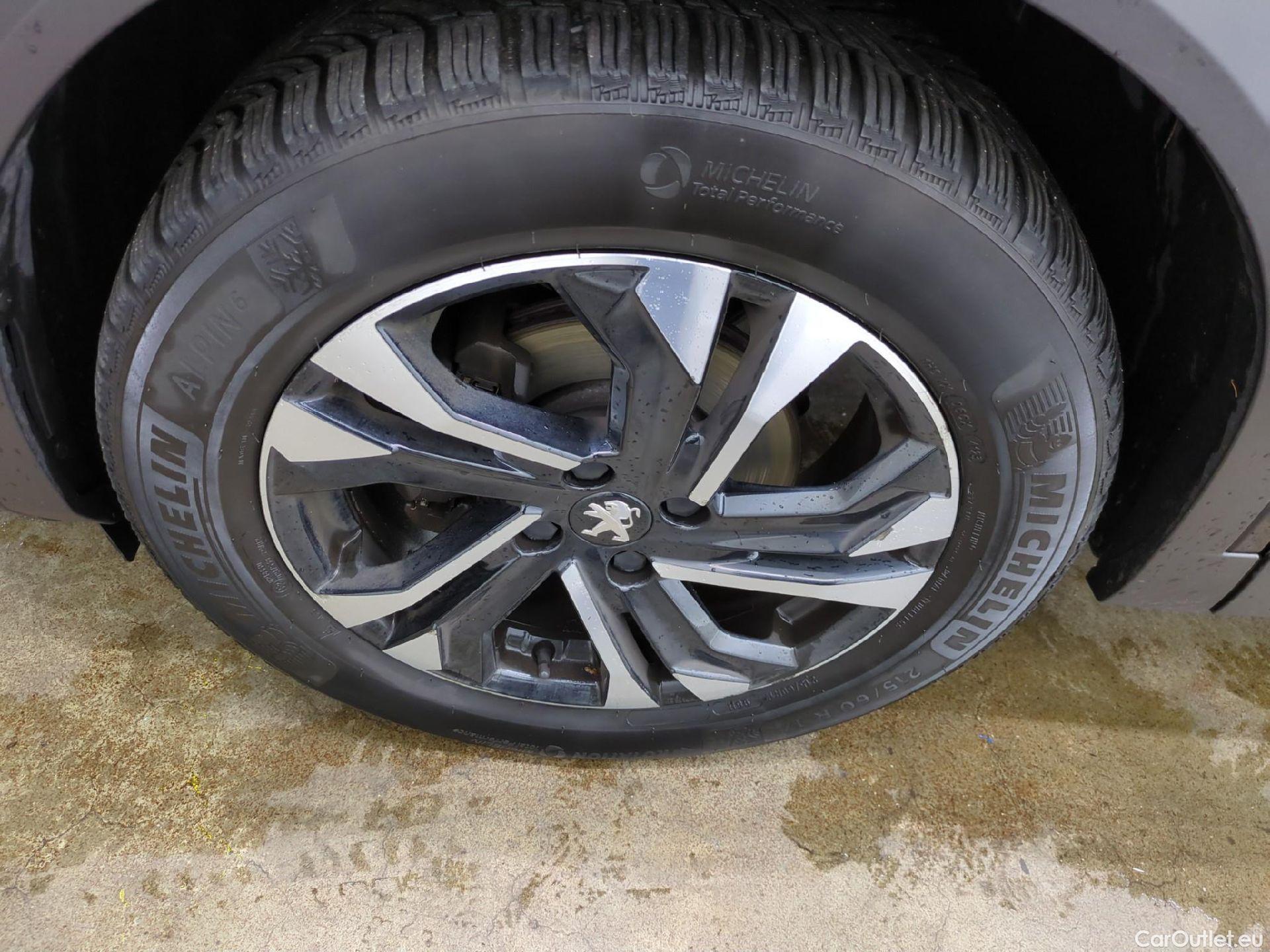  Peugeot  2008  Allure Business 1.5 HDi 100CV BVM6 E6d #25