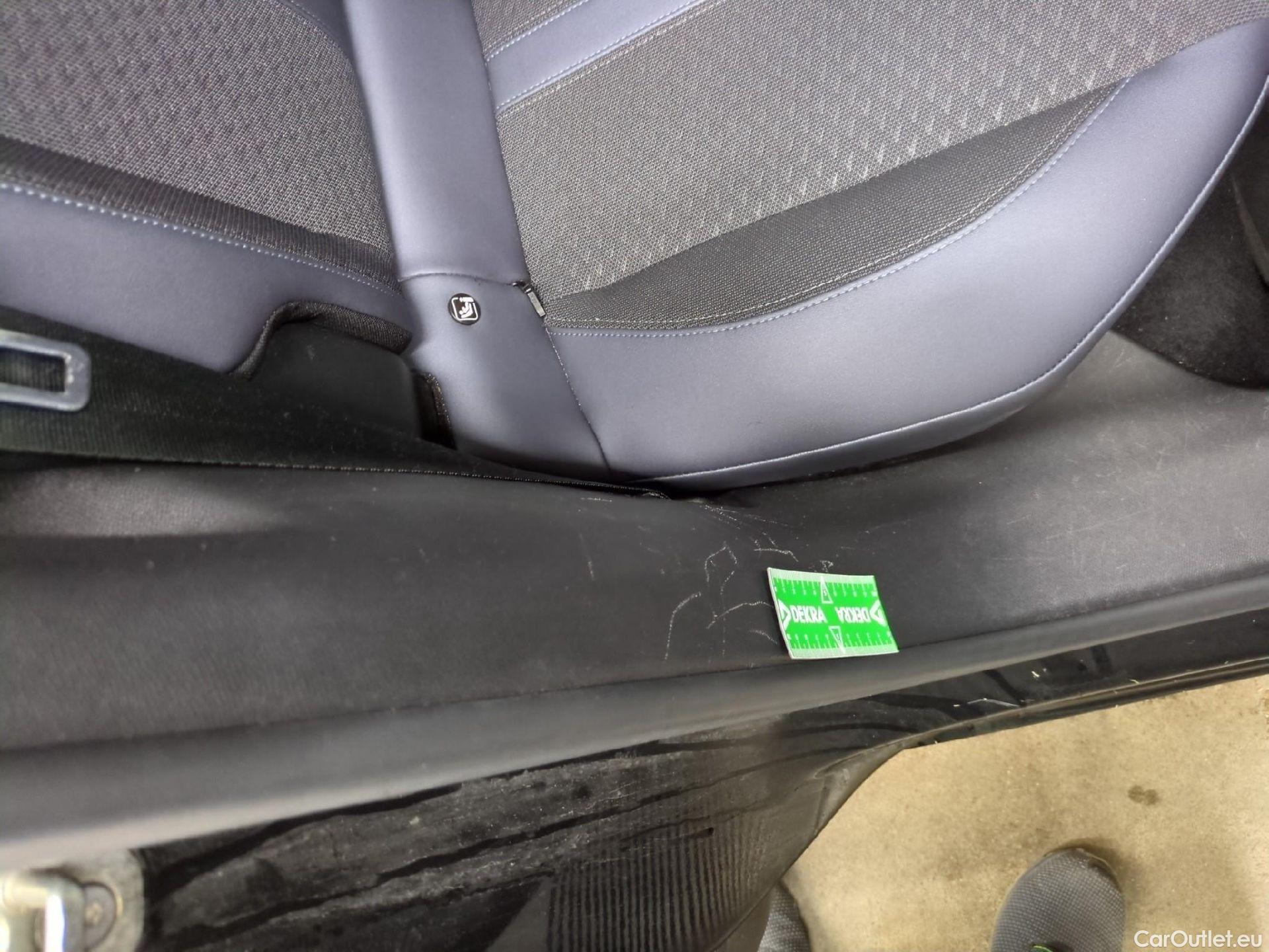  Peugeot  2008  Allure Business 1.5 HDi 100CV BVM6 E6d #43