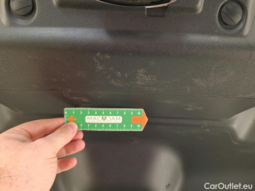  Peugeot  208  Active Business 1.5 HDi 100CV BVM6 E6d #15