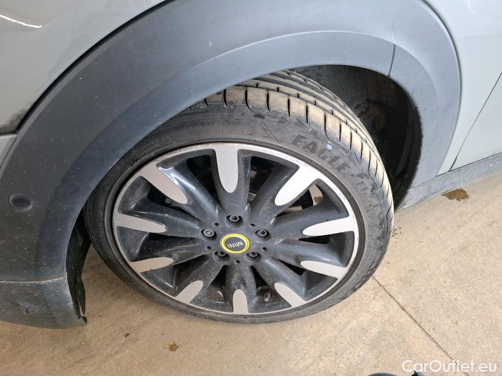  Mini  Mini   / 2014 / 3P / Berline Cooper SE Finition Yours 184 ch BVA #11