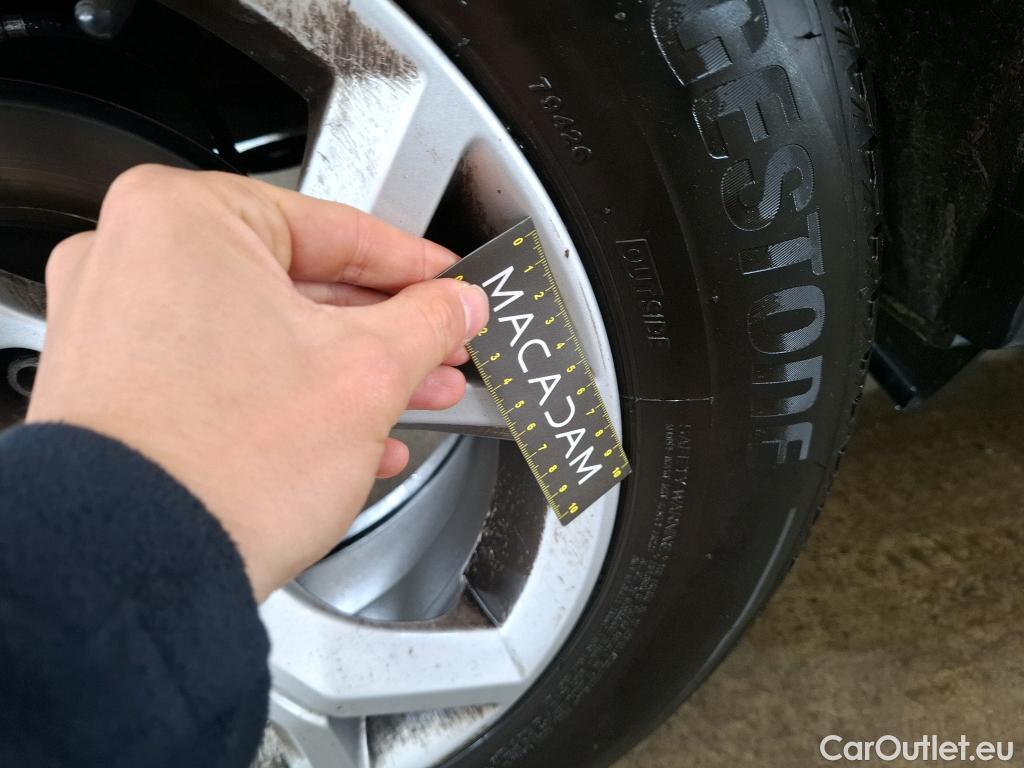  Nissan  Juke NISSAN  / 2019 / 5P / Crossover DIG-T 114 DCT Business+ #59