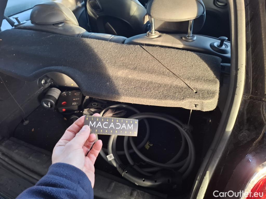  Mini  Mini   / 2021 / 3P / Berline Cooper SE Finition  Yours 184 ch BVA #23