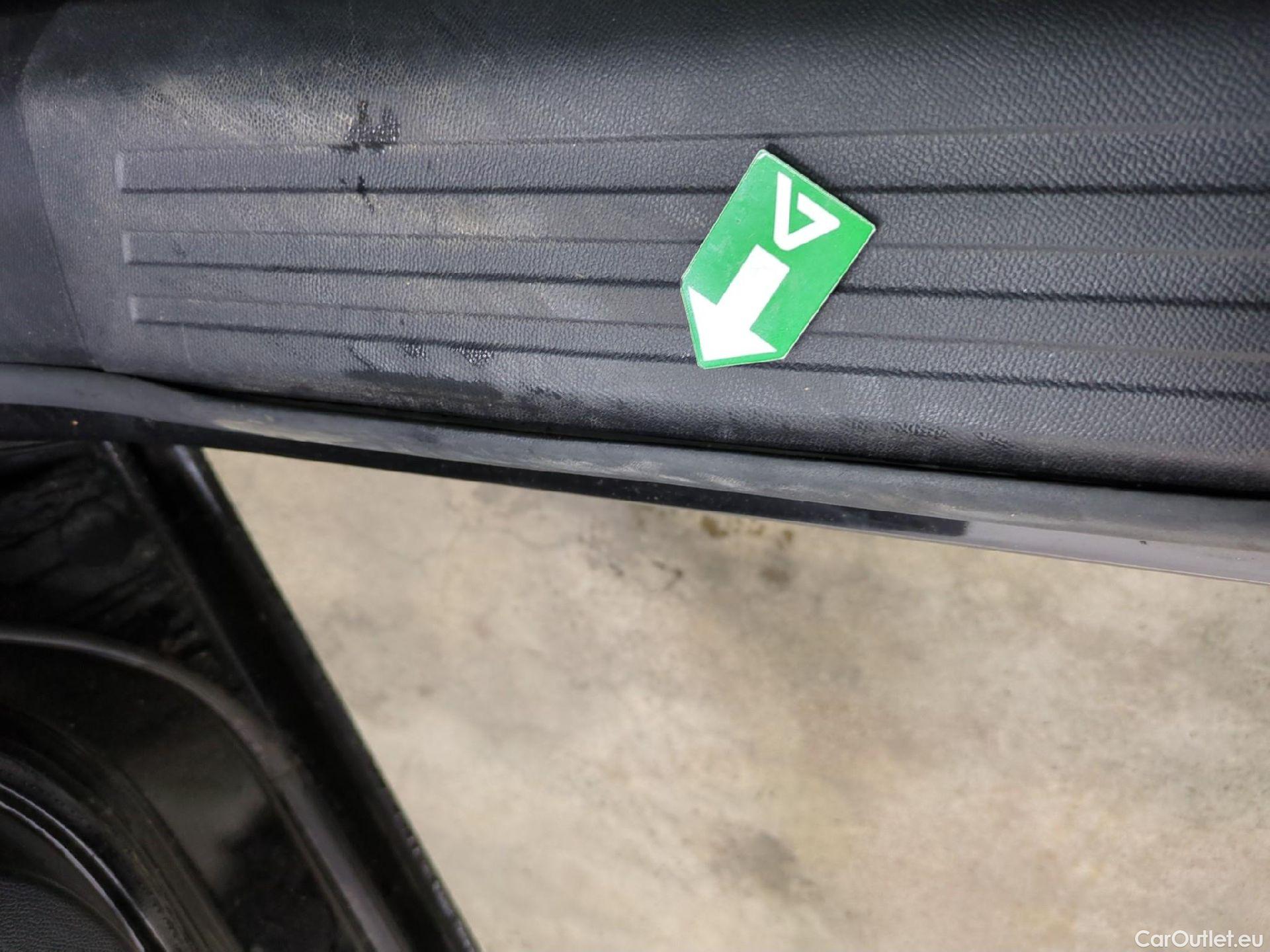  Peugeot  2008  Allure Business 1.5 HDi 100CV BVM6 E6d #4