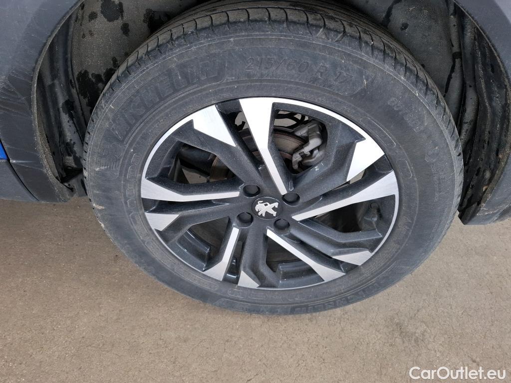  Peugeot  2008  Allure Business 1.2 PureTech 130CV BVA8 E6d #26