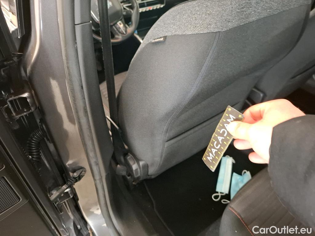  Peugeot  2008  Active Business 1.5 HDi 110CV BVM6 E6d #18