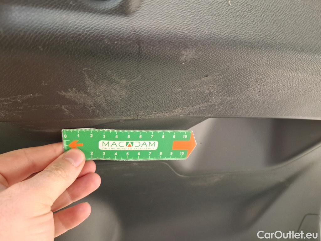  Peugeot  208  Active Business 1.5 HDi 100CV BVM6 E6d #14