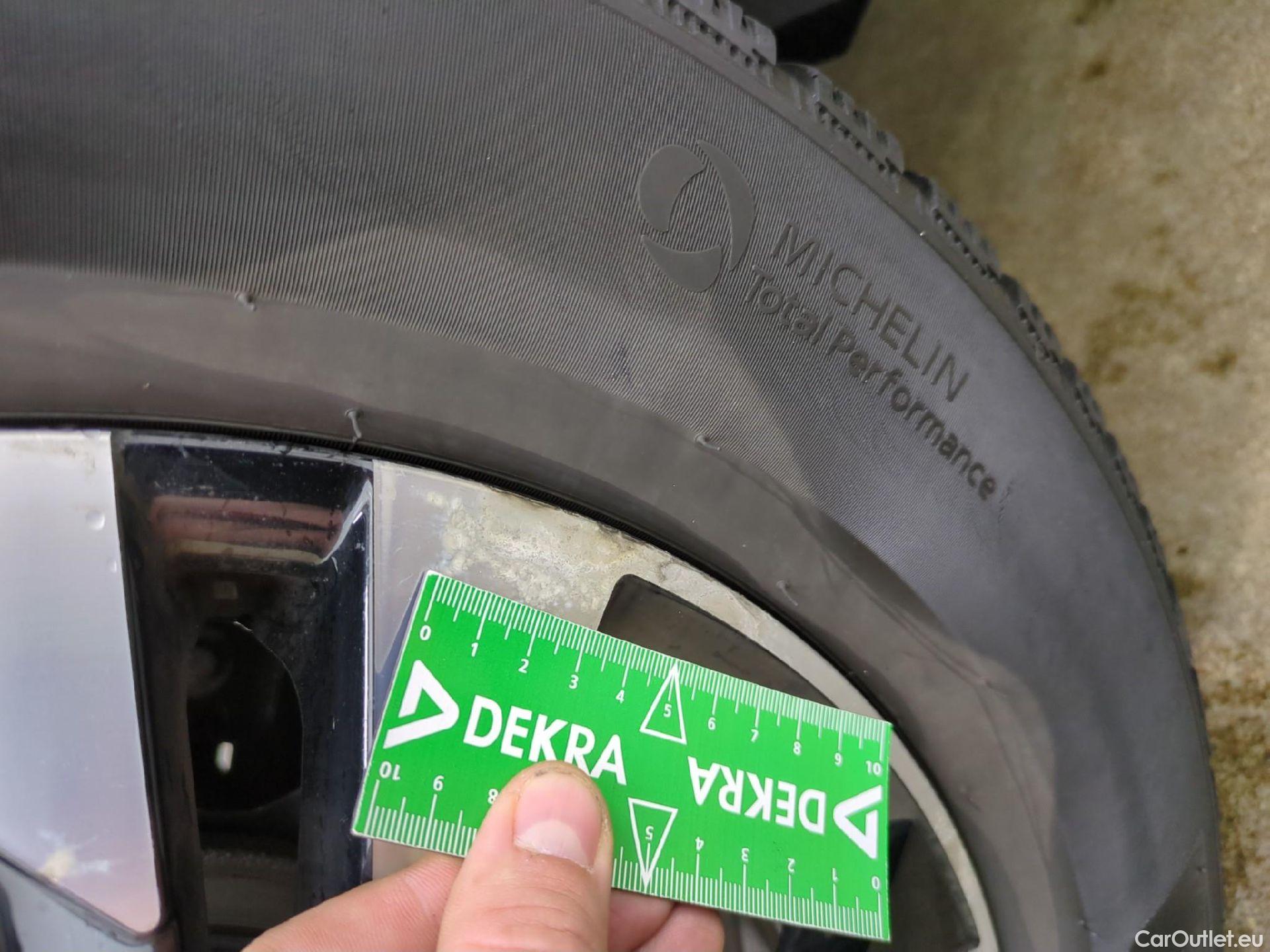  Peugeot  2008  Allure Business 1.5 HDi 100CV BVM6 E6d #33