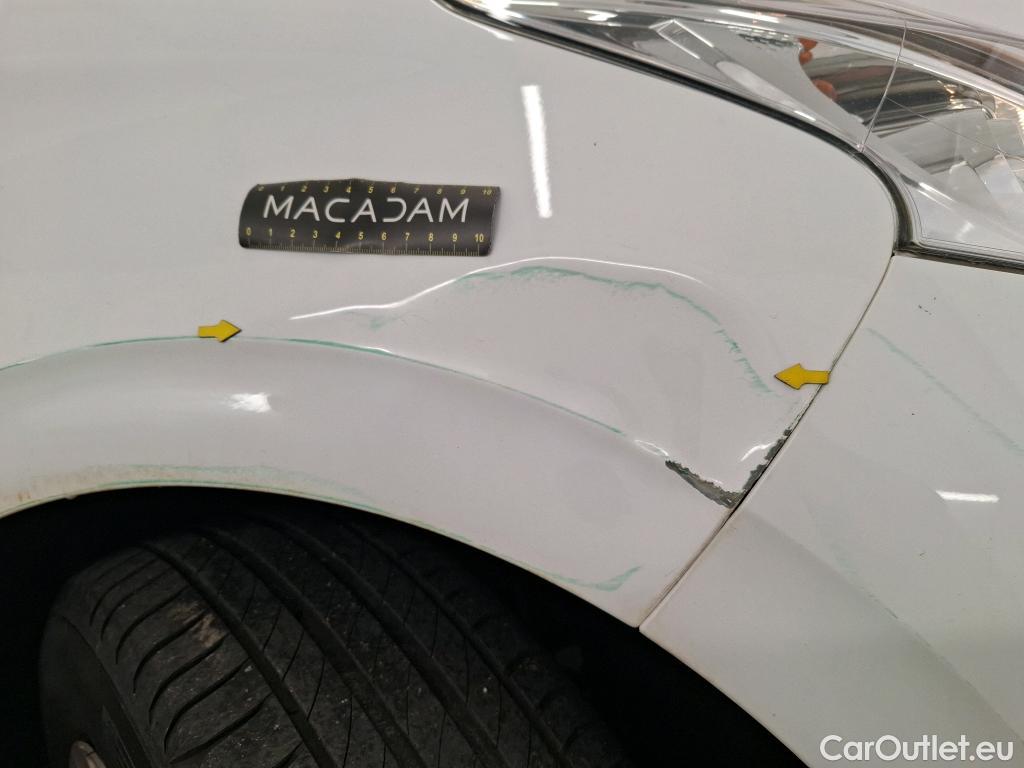  Peugeot  208  Access 1.0 PureTech 70CV BVM5 E5 #2