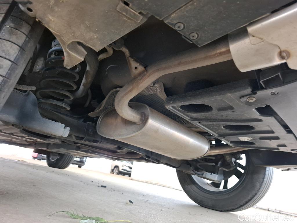  Peugeot  2008  Allure Business 1.2 PureTech 130CV BVA8 E6d #25