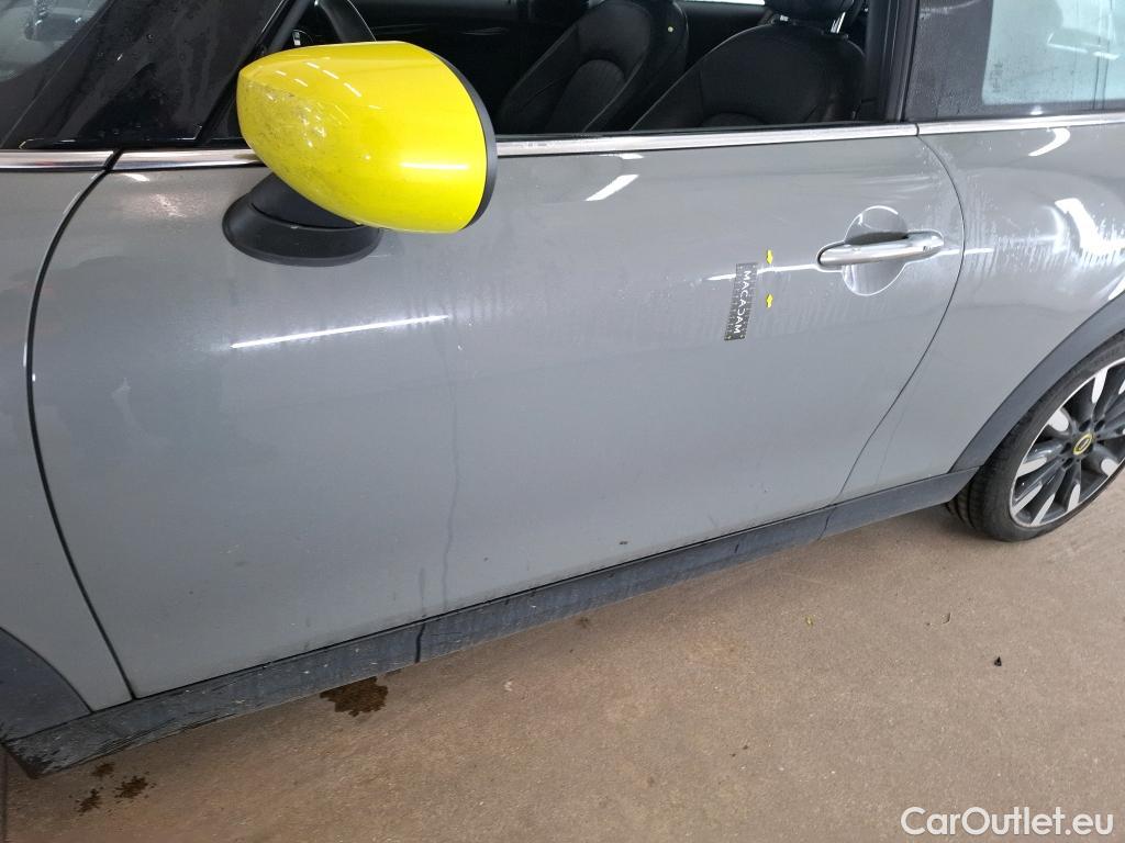  Mini  Mini   / 2014 / 3P / Berline Cooper SE Finition Yours 184 ch BVA #30