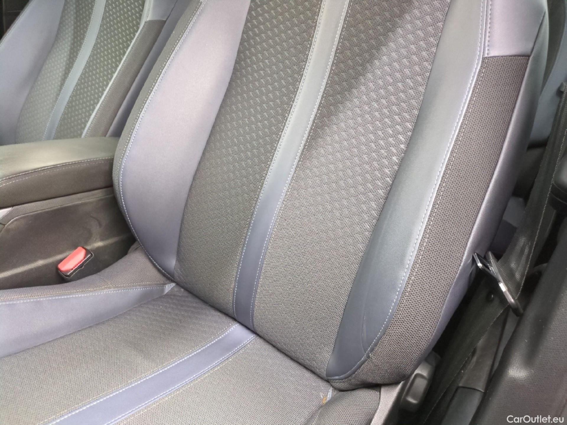  Peugeot  2008  Allure Business 1.5 HDi 100CV BVM6 E6d #7