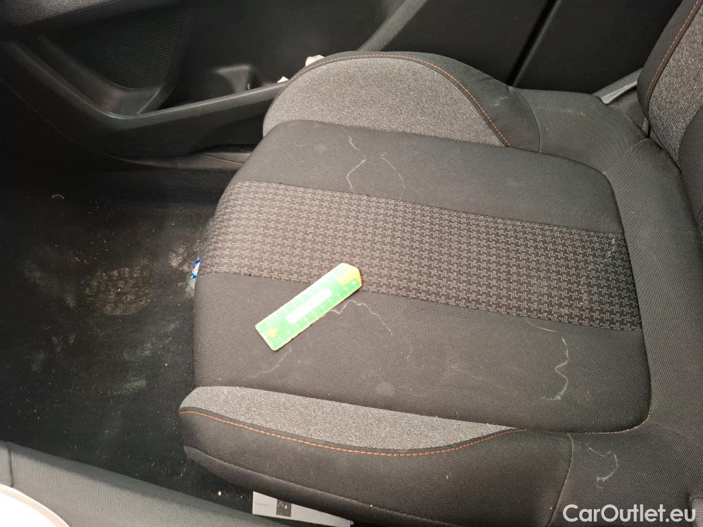  Peugeot  5008  Active Business 1.2 PureTech 130CV BVA8 7 Sieges E6d #77