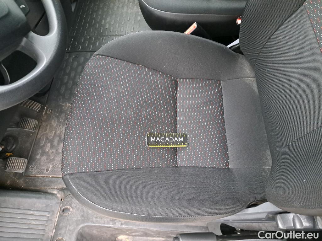  Peugeot  Boxer PEUGEOT  / 2014 / 4P / Combi 2.0 BLUEHDI 130 S&S 333 L2H2 ACTIVE #44