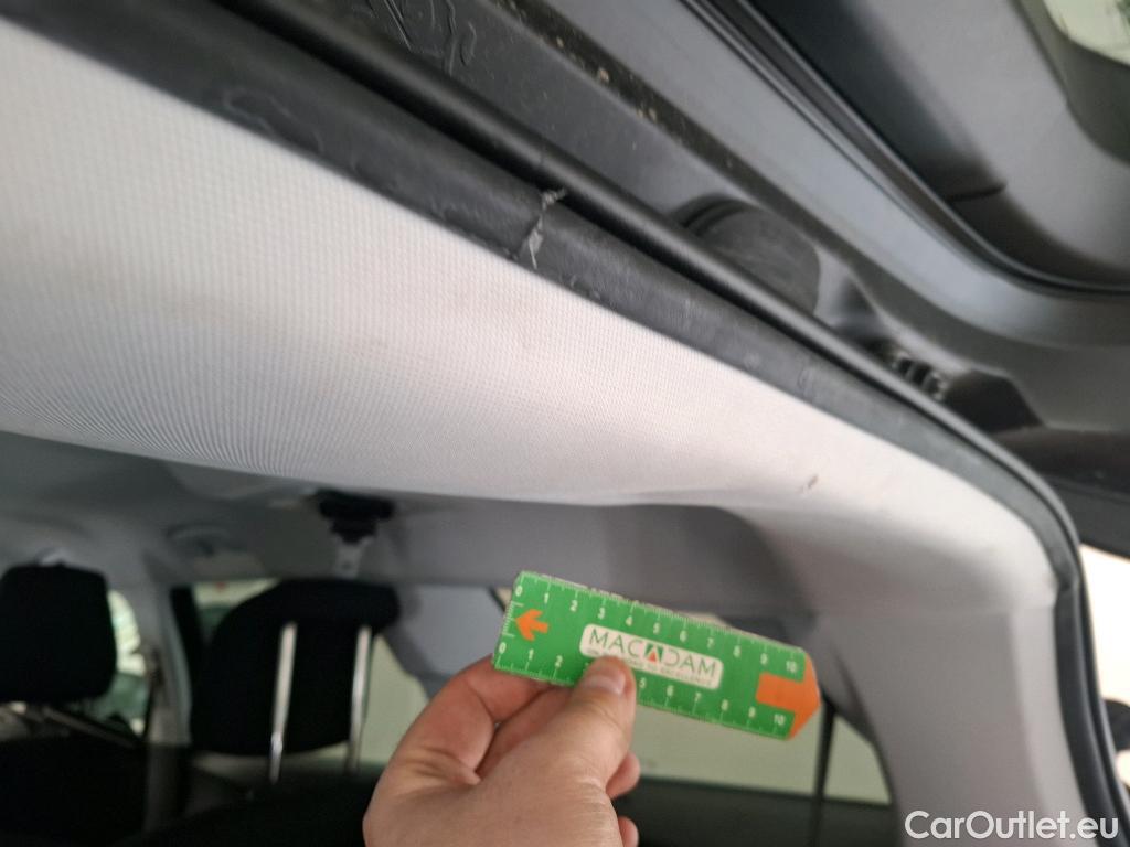  Peugeot  5008  Active Business 1.2 PureTech 130CV BVA8 7 Sieges E6d #66