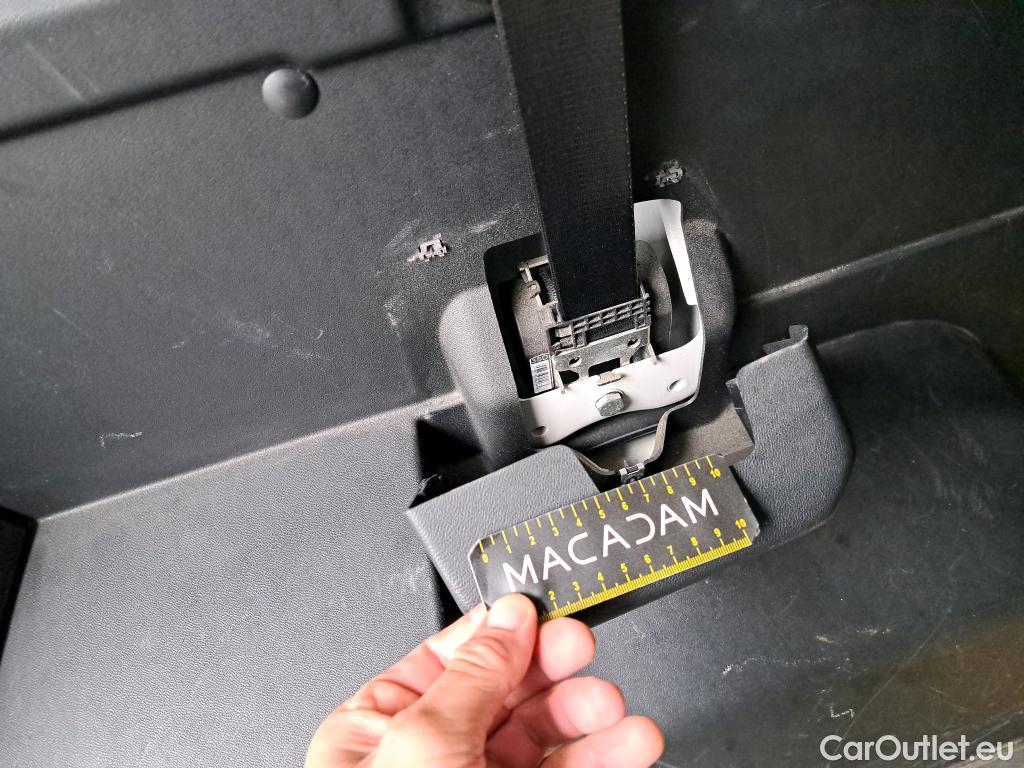  Peugeot  Boxer PEUGEOT  / 2014 / 4P / Combi 2.0 BLUEHDI 130 S&S 333 L2H2 ACTIVE #29