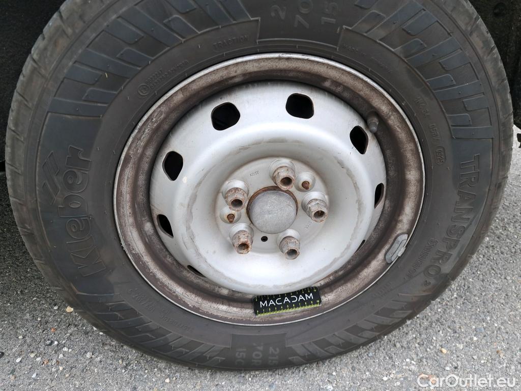  Peugeot  Boxer PEUGEOT  / 2014 / 4P / Combi 2.0 BLUEHDI 130 S&S 333 L2H2 ACTIVE #33