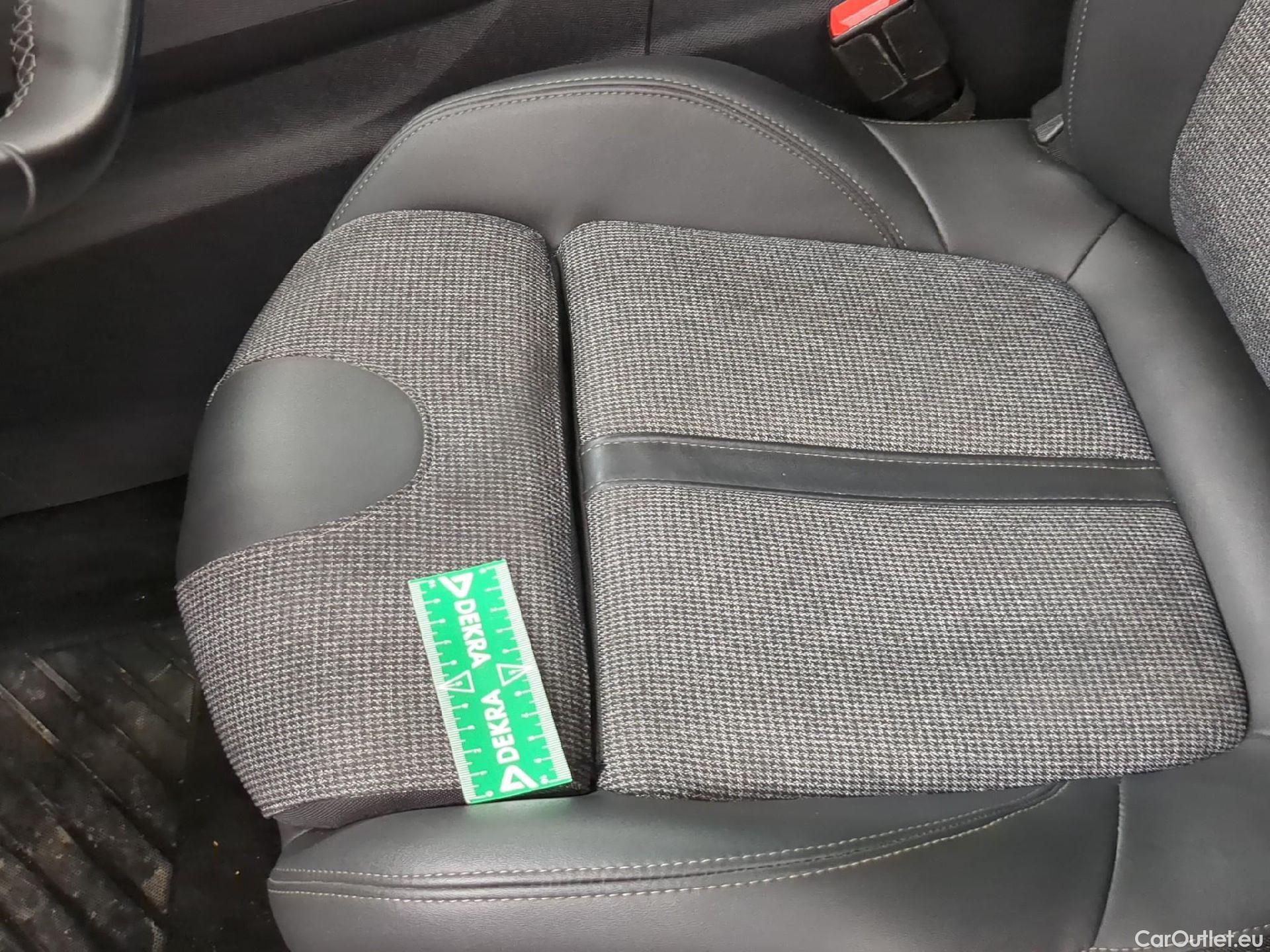  Peugeot  5008  Allure Business 1.2 PureTech 130CV BVA8 7 Sieges E6d #3