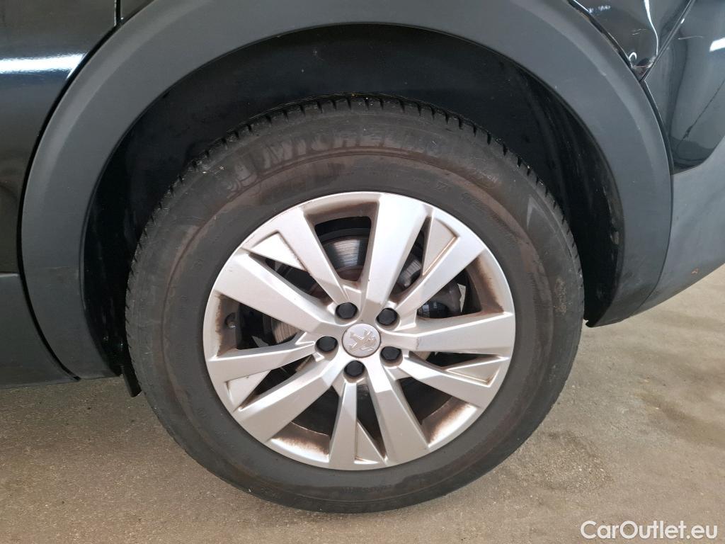  Peugeot  5008  Active Business 1.2 PureTech 130CV BVA8 7 Sieges E6d #54