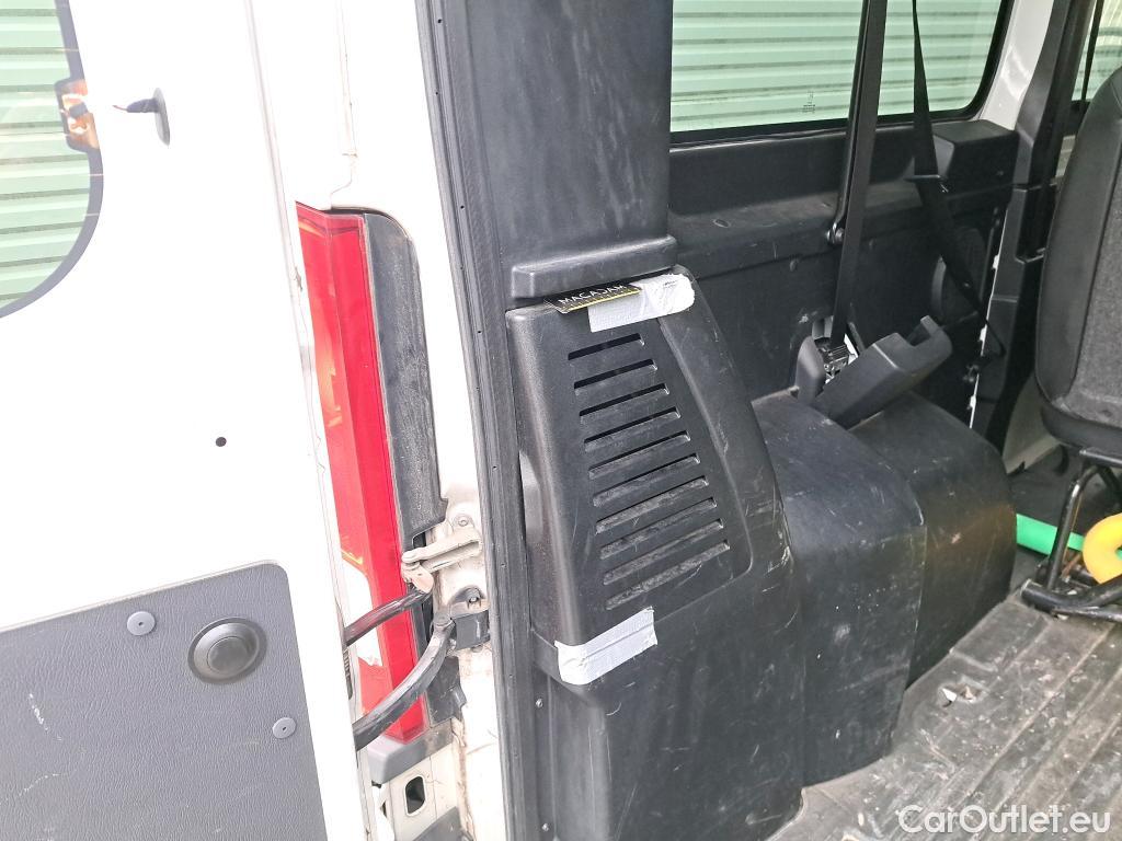  Peugeot  Boxer PEUGEOT  / 2014 / 4P / Combi 2.0 BLUEHDI 130 S&S 333 L2H2 ACTIVE #1