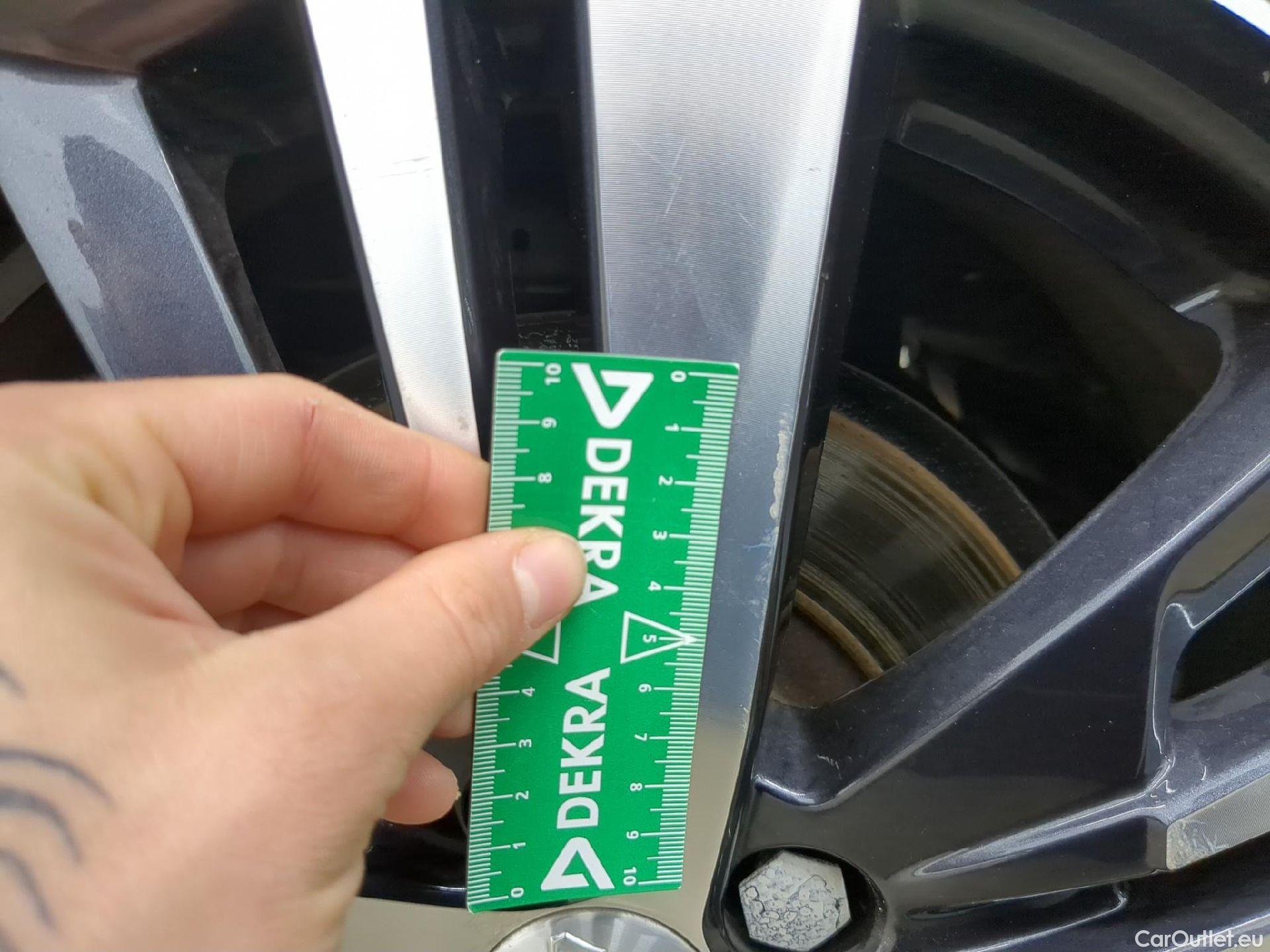  Peugeot  5008  Allure Business 1.2 PureTech 130CV BVA8 7 Sieges E6d #22