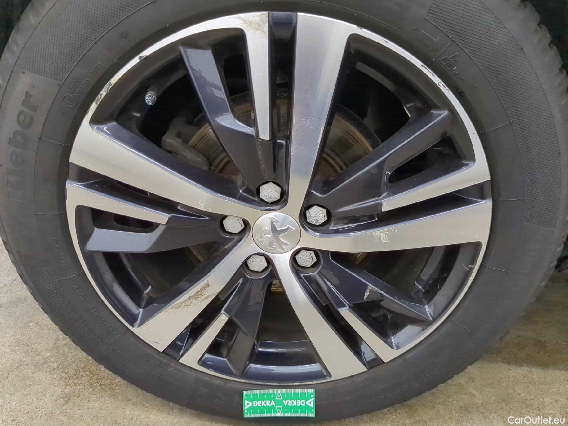  Peugeot  5008  Allure Business 1.2 PureTech 130CV BVA8 7 Sieges E6d #18