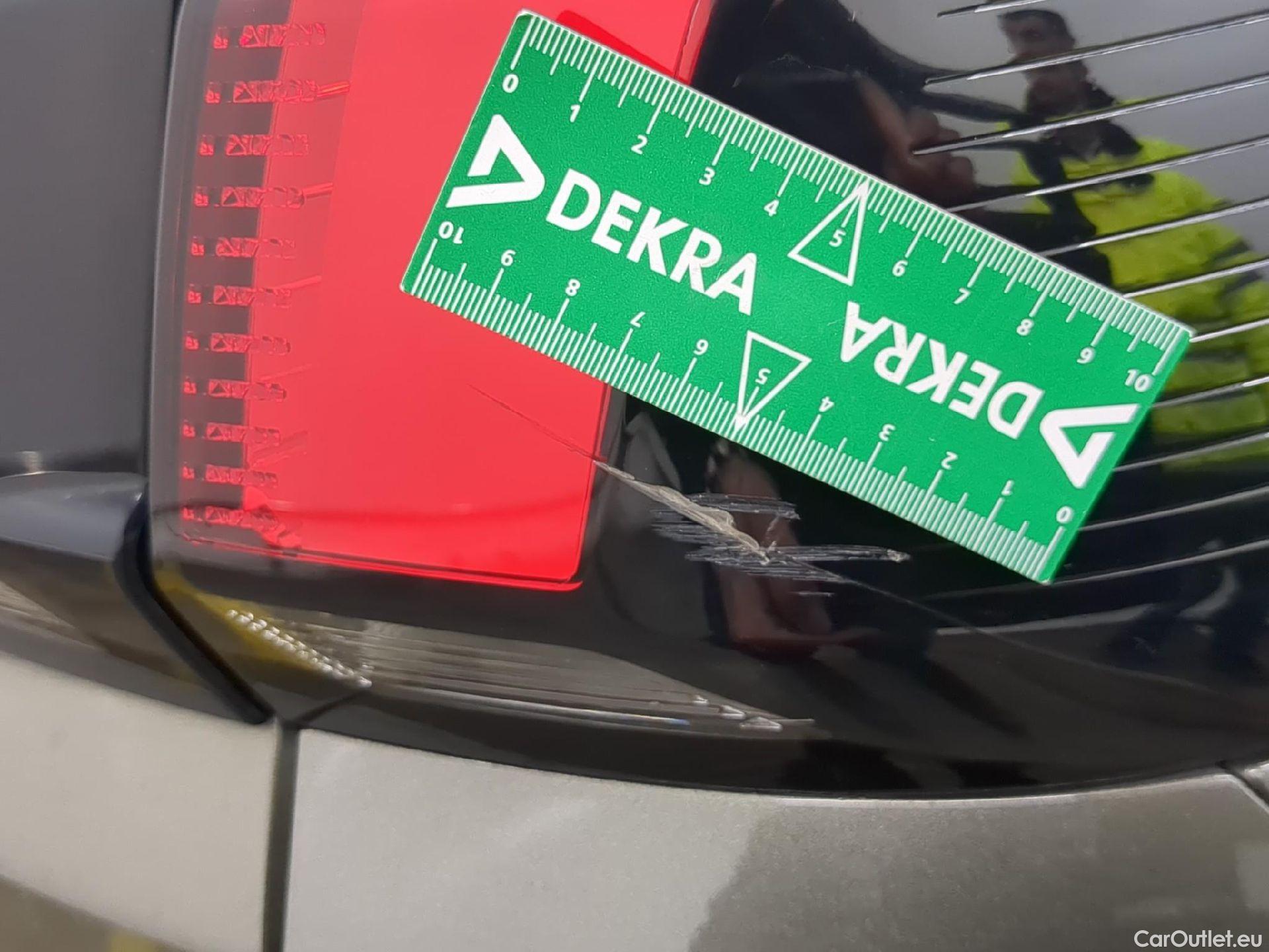  Peugeot  5008  Allure Business 1.2 PureTech 130CV BVA8 7 Sieges E6d #40