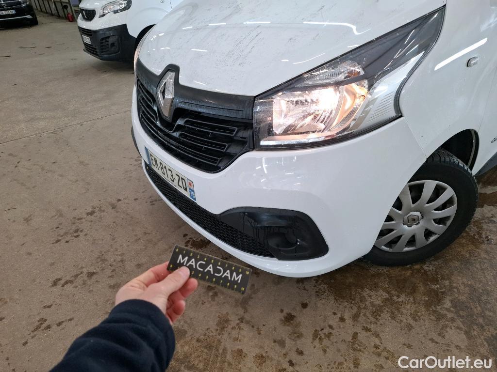  Renault  Trafic RENAULT  4p Combi Zen L1 Energy dCi 125 8 places #43