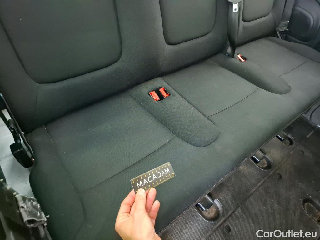  Renault  Trafic RENAULT  4p Combi Zen L1 Energy dCi 125 8 places #32