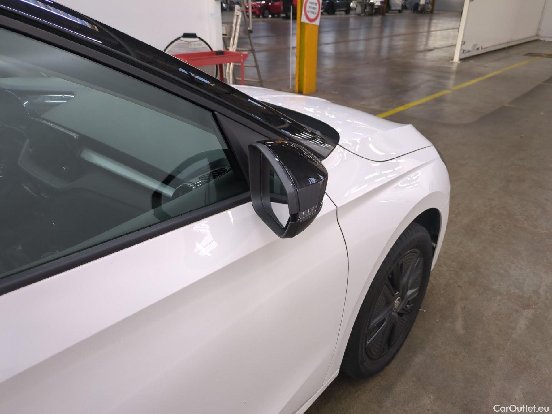  Skoda  Fabia  Ambition 1.0 MPI 80CV BVM5 E6d #29