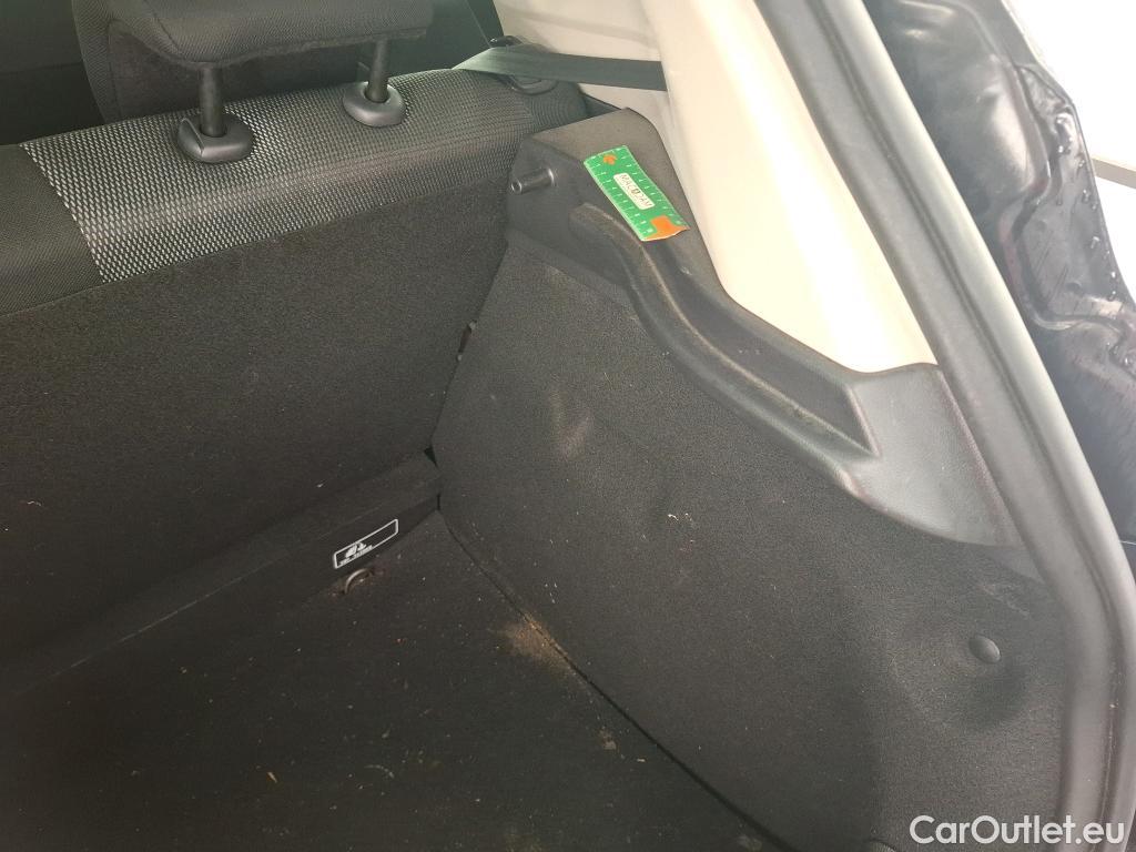  Renault  Clio RENAULT  / 2016 / 5P / Berline &Business TCe 90 #20