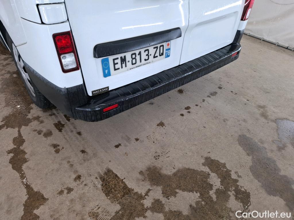  Renault  Trafic RENAULT  4p Combi Zen L1 Energy dCi 125 8 places #9