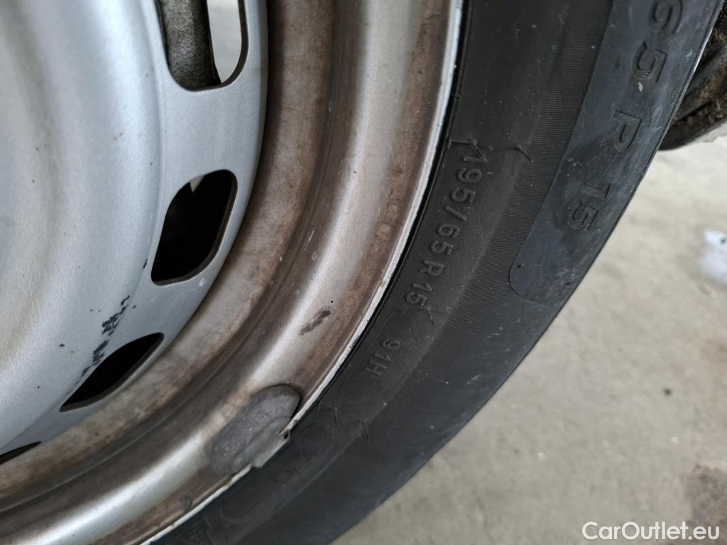  Citroen  Berlingo  Fourgon Club M 650 1.5 BlueHDi 100CV BVM5 E6dT #37