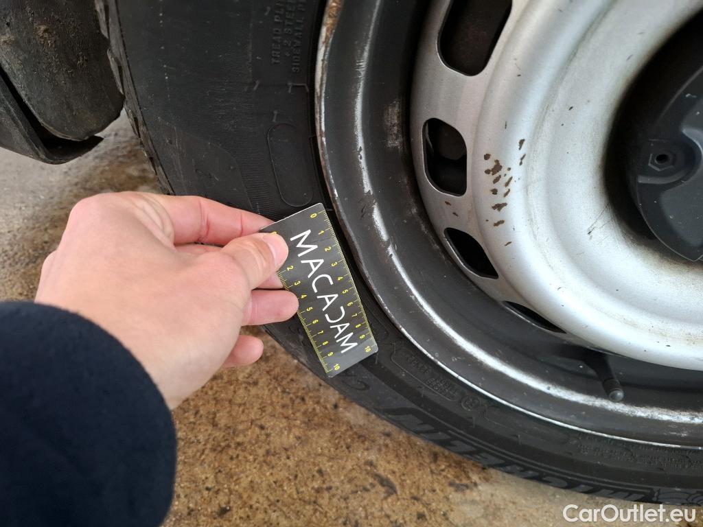  Citroen  Berlingo  Fourgon Club M 650 1.5 BlueHDi 100CV BVM5 E6dT #32