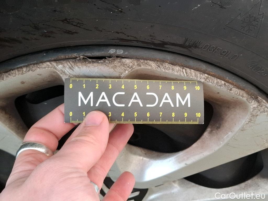  Citroen  C3  Société Feel 1.5 BlueHDI 100CV BVM6 E6d #18