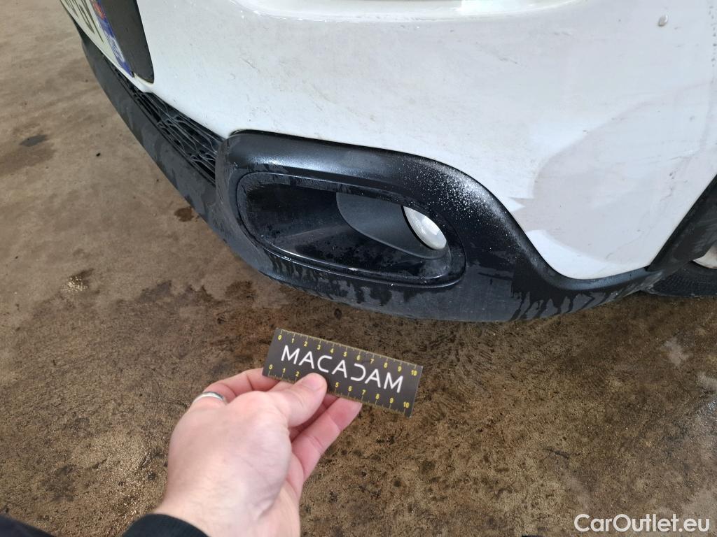  Citroen  C3  Société Feel 1.5 BlueHDI 100CV BVM6 E6d #1