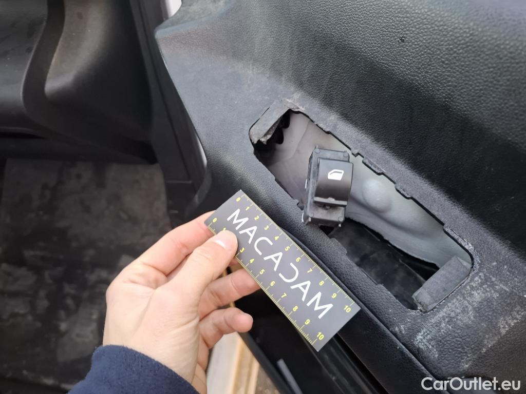  Citroen  Berlingo  Fourgon Club M 650 1.5 BlueHDi 100CV BVM5 E6dT #40