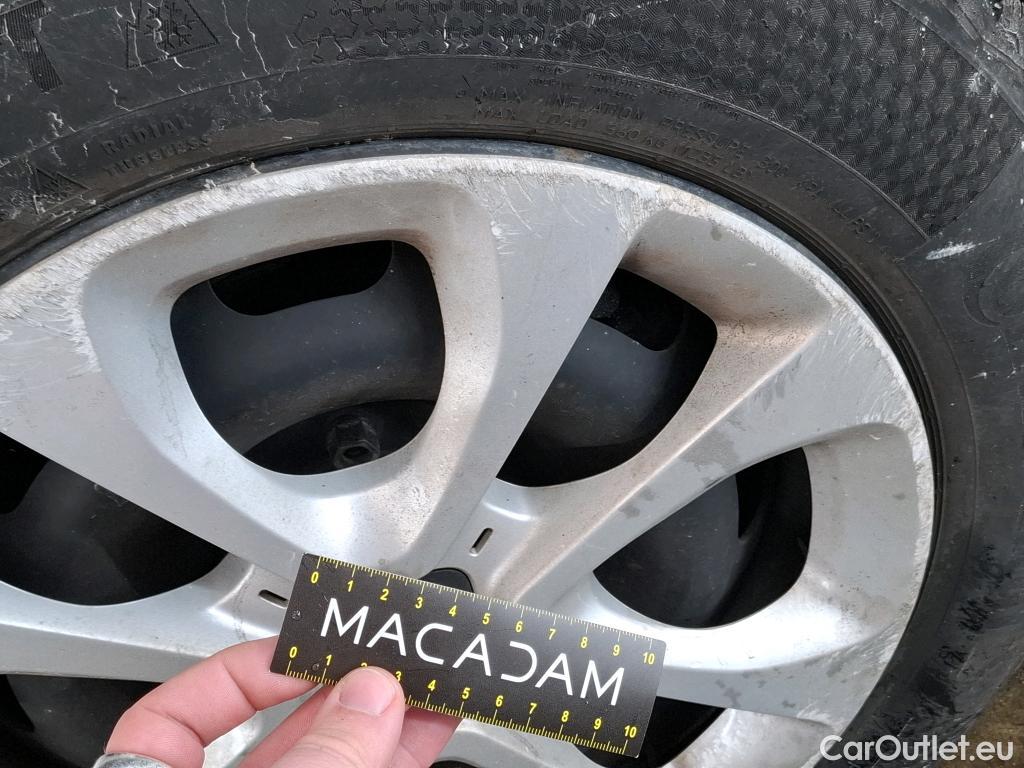  Citroen  C3  Société Feel 1.5 BlueHDI 100CV BVM6 E6d #36