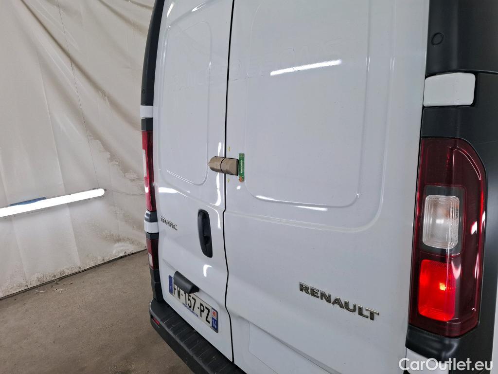  Renault  Trafic RENAULT  / 2019 / 4P / Fourgon tole NV FG GCF L2H2 1200 Energy dCi 145 #22