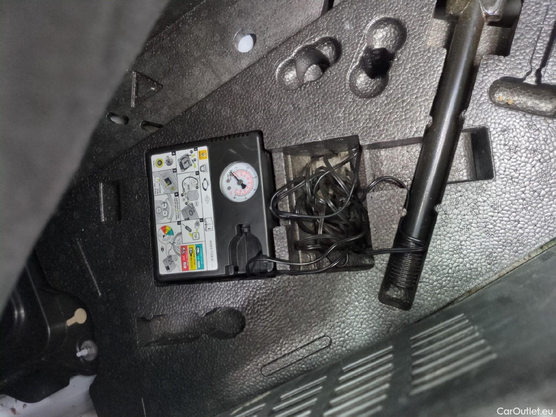  Renault  Clio  V Business 1.6 E-TECH Hybrid 140CV BVA6 E6d / TRANSFO VP/VF
 #8