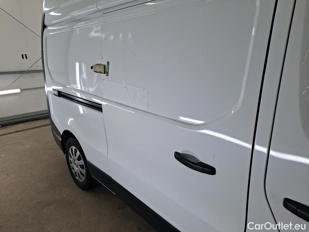  Renault  Trafic RENAULT  / 2019 / 4P / Fourgon tole NV FG GCF L2H2 1200 Energy dCi 145 #16