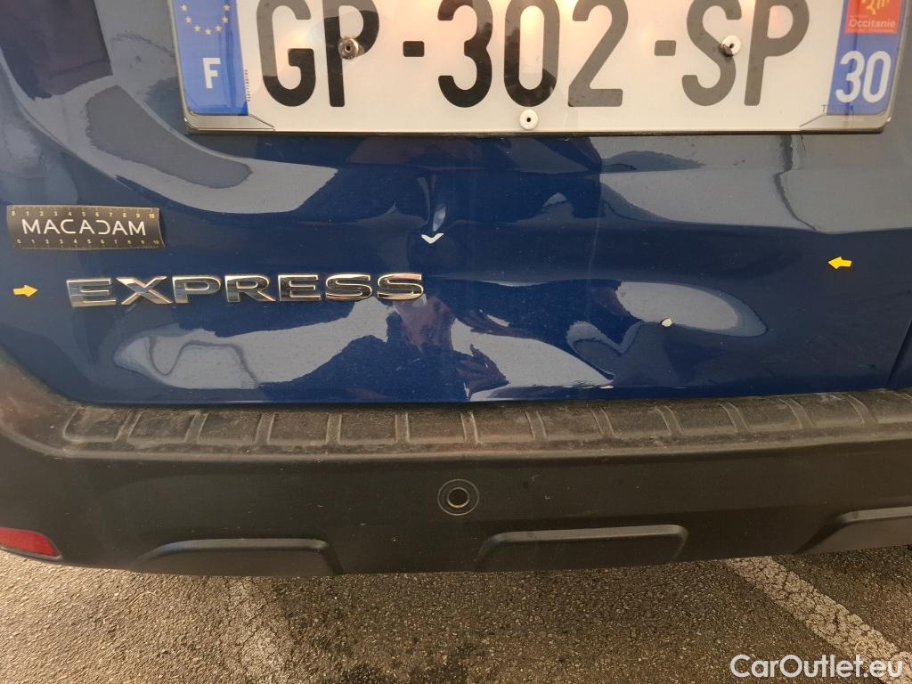  Renault  EXPRESS RENAULT  / 2021 / 4P / Fourgonnette Confort - Blue dCi 95-22 #3